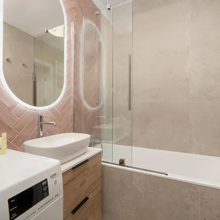 Stylowy Z Balkonem I Wanna By Renters شقة *